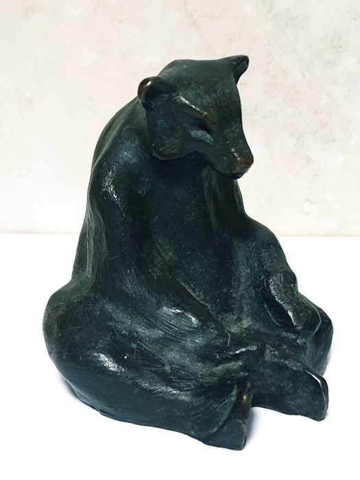 Conjunto de 3 esculturas de ursos em bronze assinadas