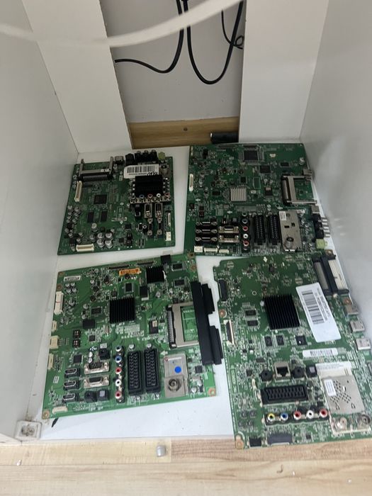 Материнські плати для телевізорів samsung lg philips kivi bravis ergo