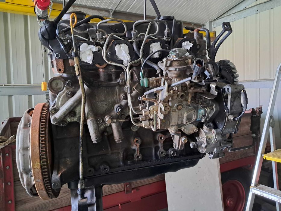 Motor nissan d22