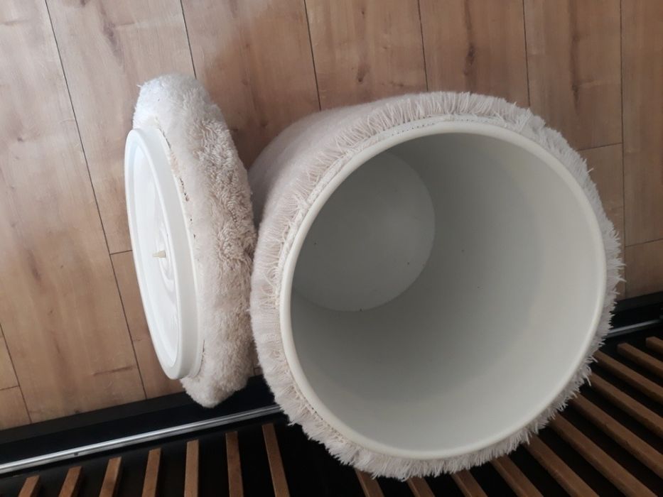 Pufa pluszowa ze schowkiem