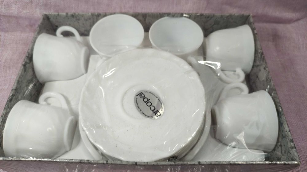 Сервиз чайный , кофейный