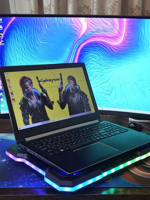 Ігровий ноутбук Acer Aspire / Radeon RX 540 2GB / SSD+HDD