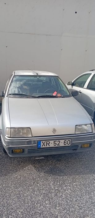 Vendo Renault 19 500 euros
