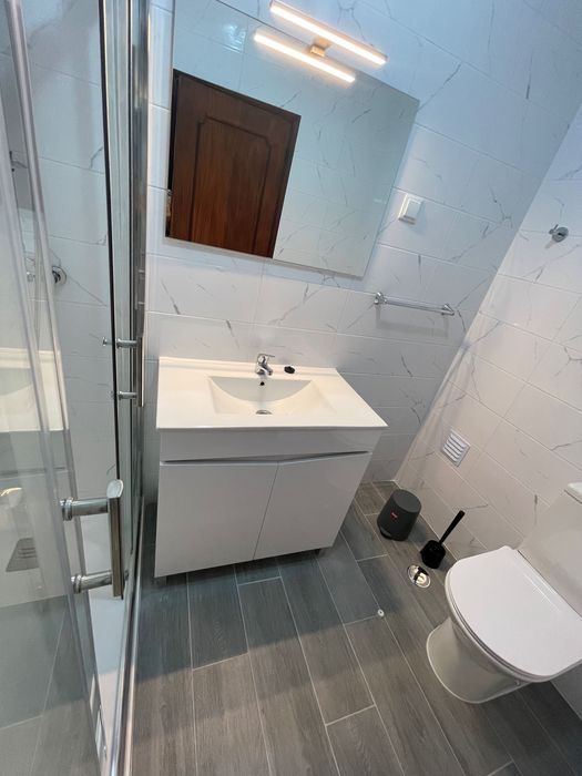 Alugo Moradia com Piscina para férias-400m praia