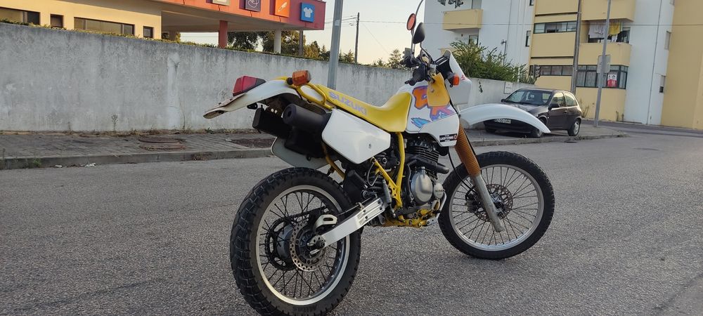 Suzuki DR 350 toda original