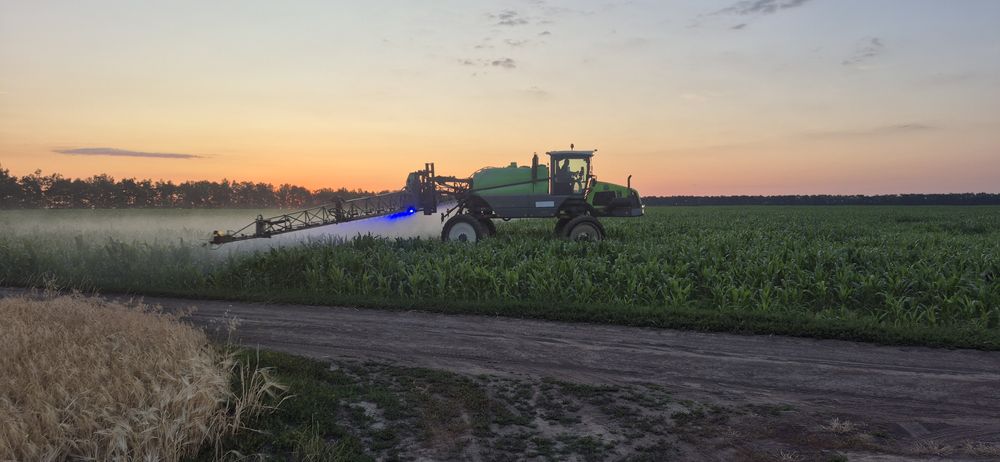 Послуги самохідного оприскувача