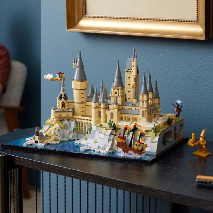 Конструктор Hogwarts Castle and Grounds (76419) на 2660 деталей