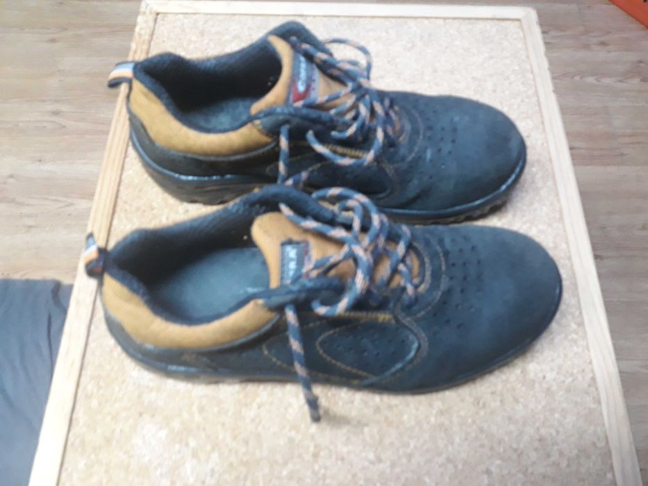 Botas biqueira aço 42 como novas