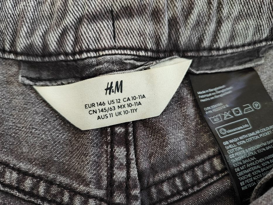 Krótkie spodenki czarne H&M r.146.