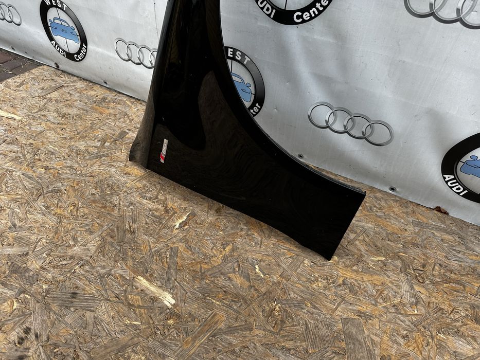 Крило праве Audi A4 B8 Rest Крила передні Ауді а4 б8