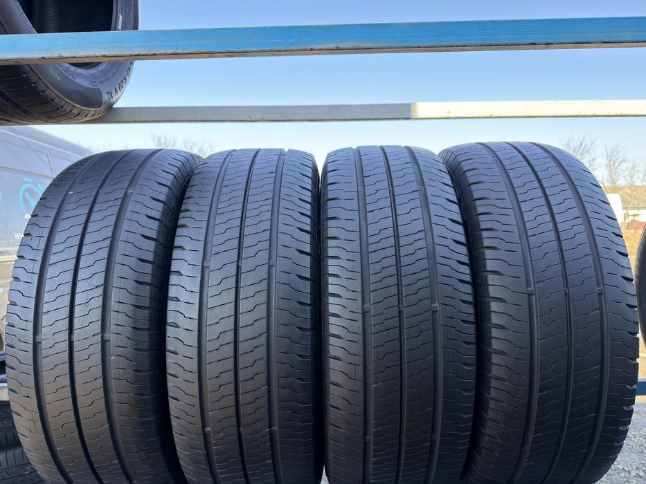 Шини б/у 235/65 R16C Continental 4шт