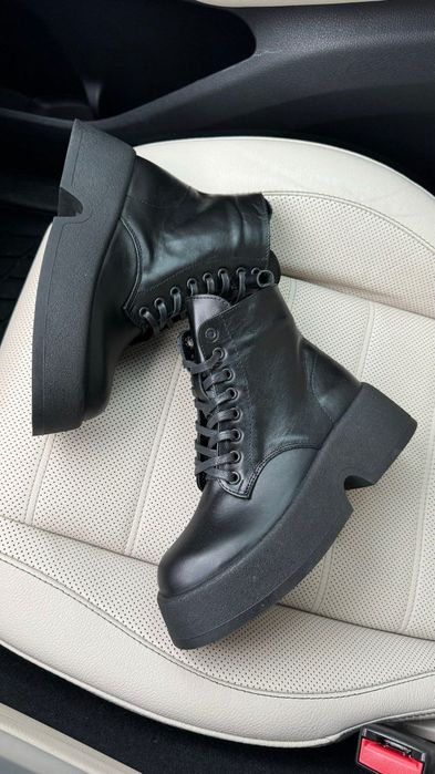 Черевики нові жіночі шкіряні. Новые женские ботинки зимние