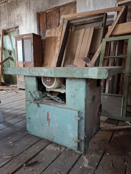 Продам циркулярний станок