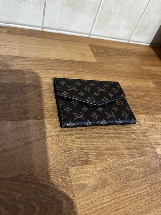 LV Wallet Trifold Wallet Louis Vuitton