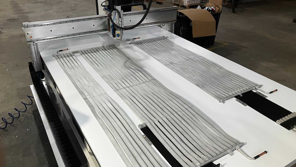 CNC para Aplicação de Massa Térmica em Micro Canais