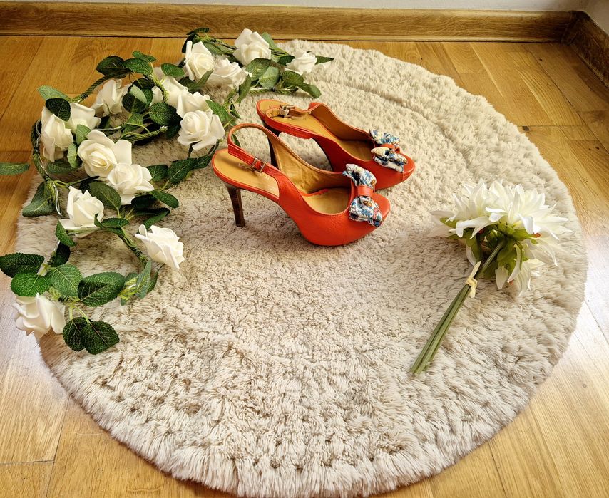 Sandały na obcasie Kazar 39 pomarańczowe z kokardką skóra licowa 10 cm