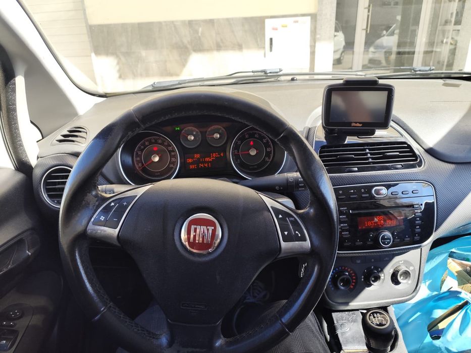 Vendo Fiat Punto Evo Mylive TOMTOM 1.2 gasolina