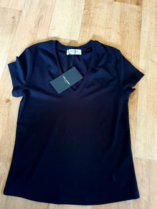 Koszulka T-shirt w serek YSl Saint Laurent