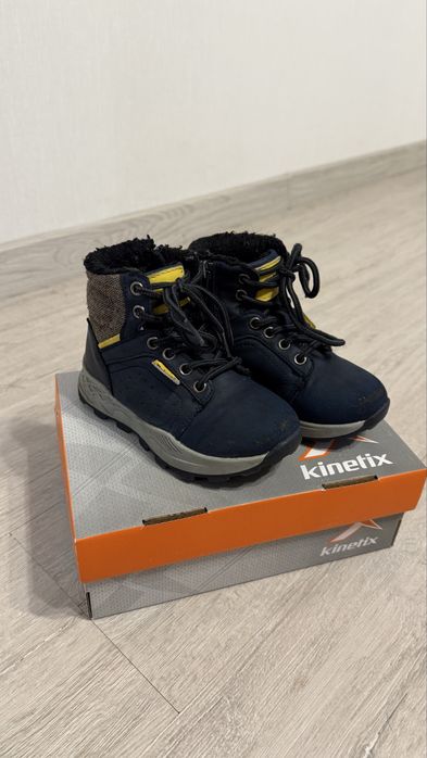 Зимові чоботи розмір 26