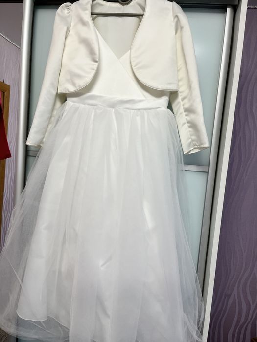 Нарядне біле пишне бальне плаття 122-128