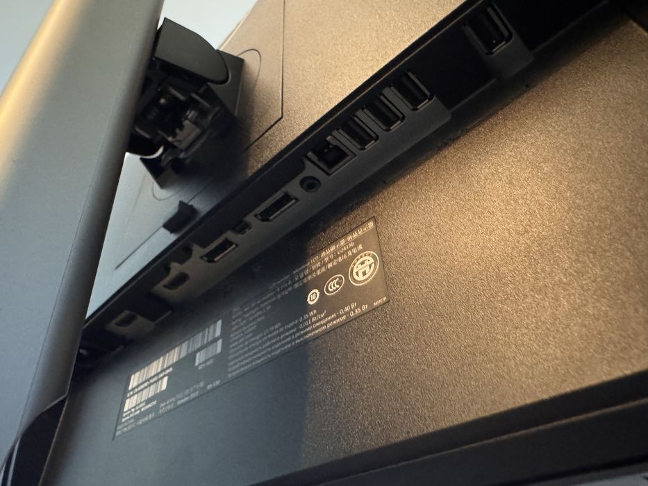 Monitor Dell Ultrasharp U2415b 24” IPS LED