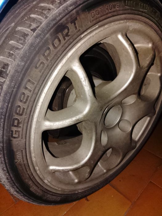 Vendo 4 rodas iguais