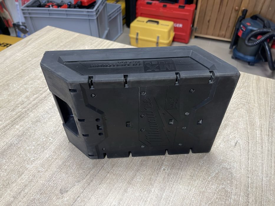 Milwaukee MXF XC406 / акумулятор Мілвокі 6.0Ah