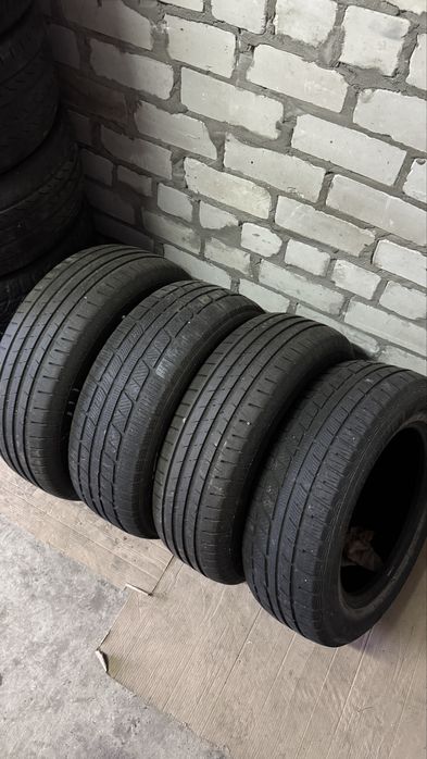Шини 225/65 R17 102H комплект (4 шт)