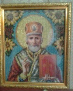 вышивка на одежде платья и рубашки