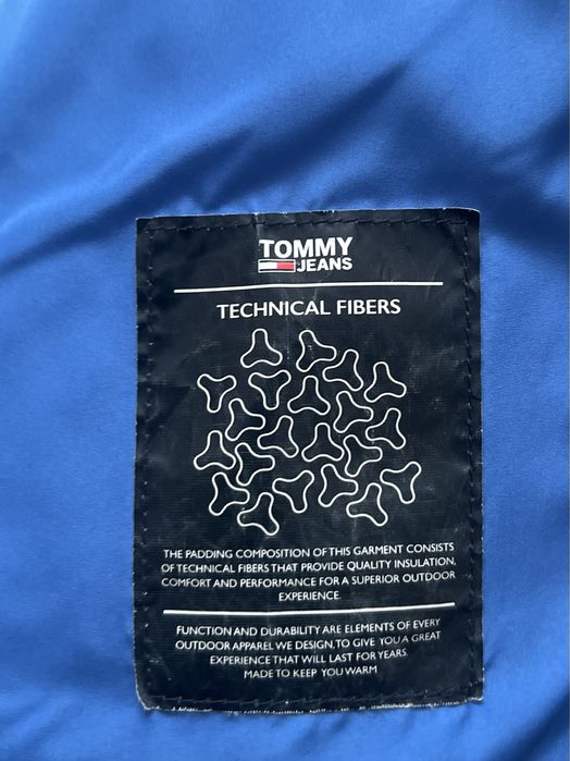 Пуховик Tommi Jeans оригінал/Зимовий /Бежевий/Ідеальний стан