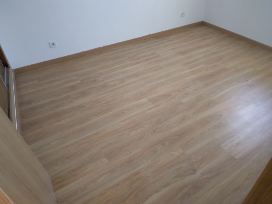 Serviços de carpintaria diversa e persianas