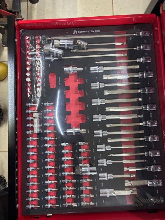 Carrinhos de Ferramentas 6/7gavetas completas. Entregas em todo o pais