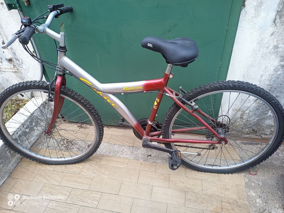 Bicicleta está quase nova acredite não é de luxo mas também não custa caro