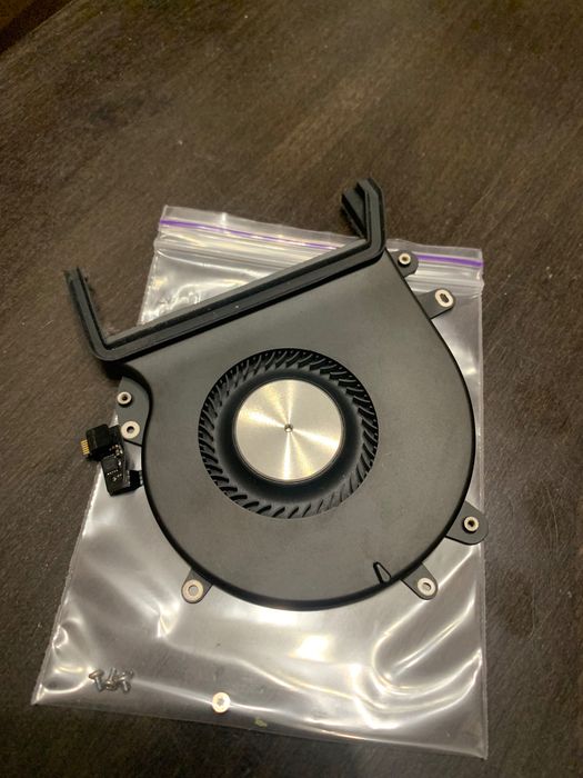 Запчастини для MacBook Pro 16" Silver 2019 (MVVL2)