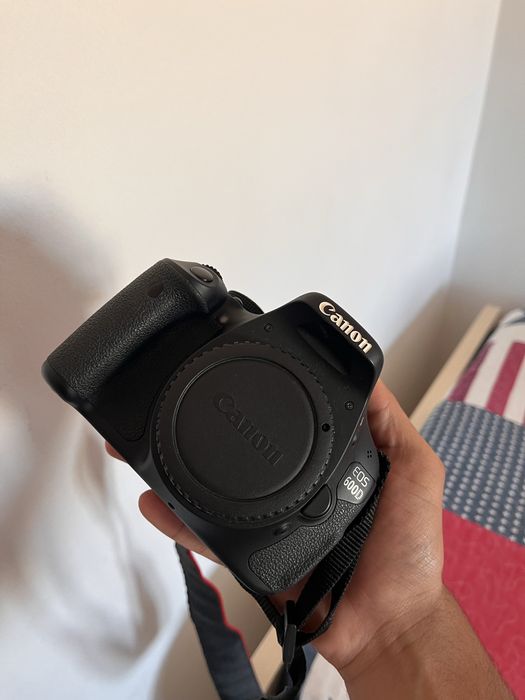 CANON EOS 600D *como nova