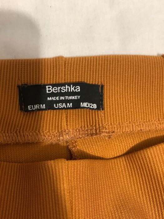 Штани кльош,Bershka