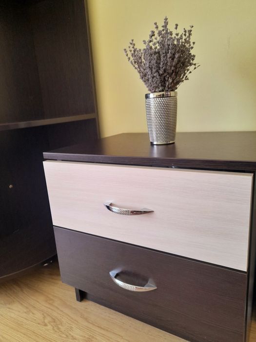 Меблевий набір для спальні — шафа-купе, комод, 2 тумби | Майже нові