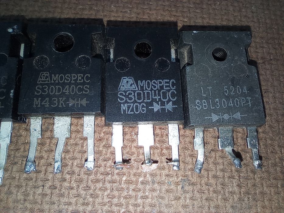 Лот 6 шт за 50 грн  диод Шоттке SBL3040PT S30D40C S30D45C