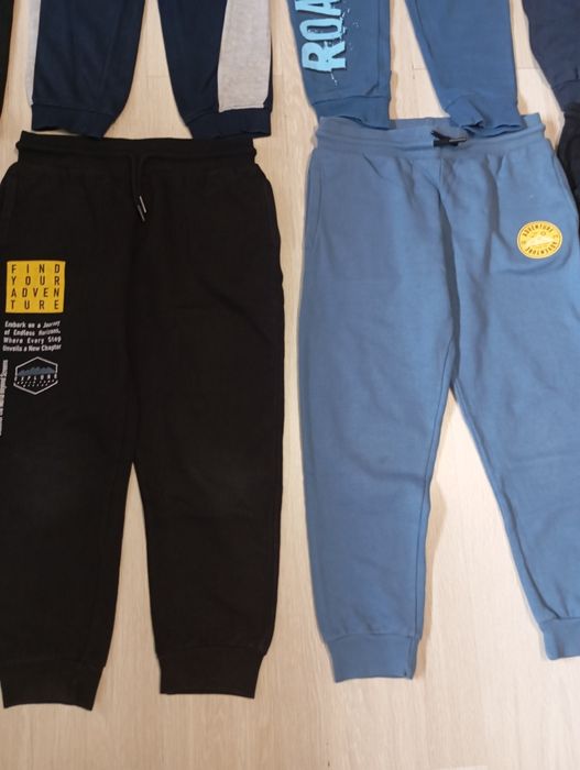 8xspodnie dresowe 134/140 Bdb