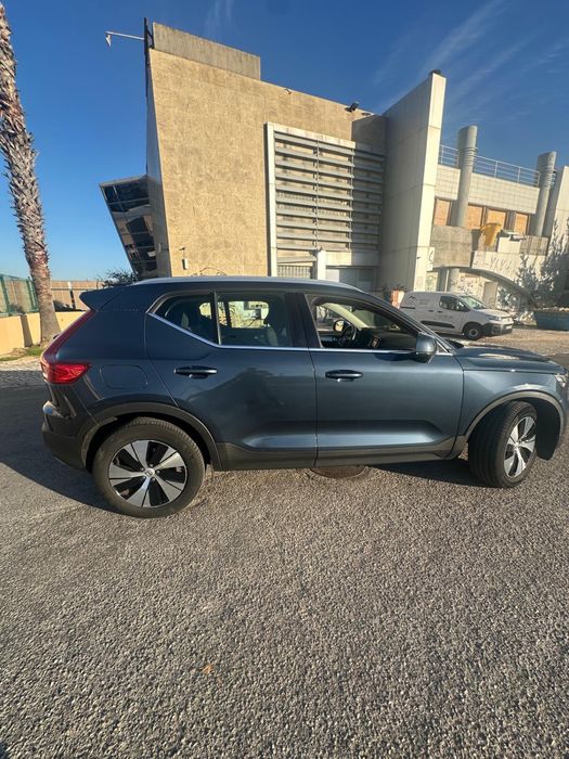 Volvo  XC40  1.5 T5 PHEV Inscription E — photo 3