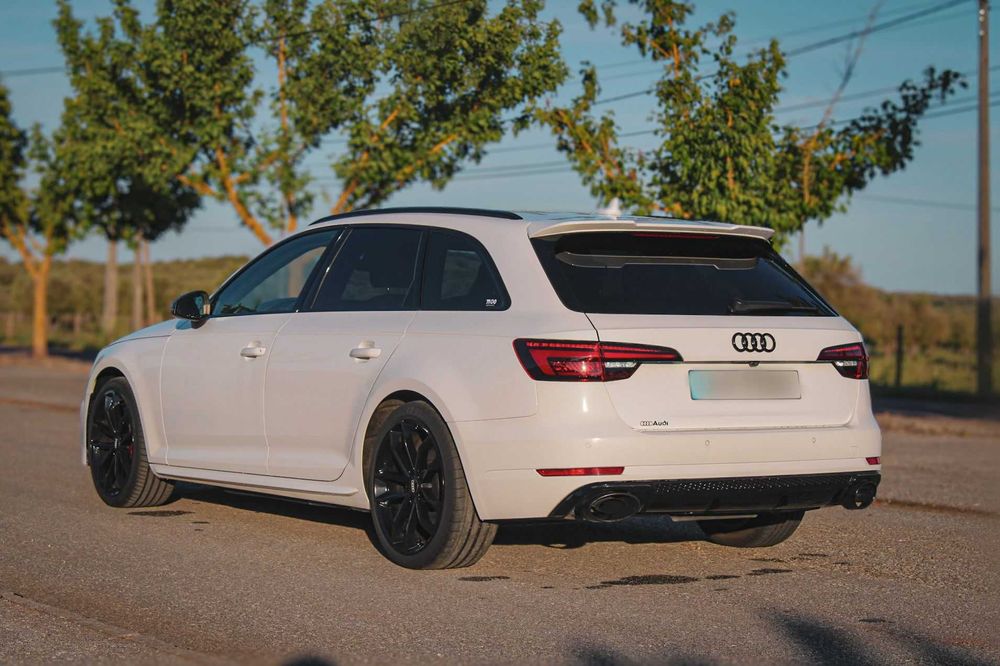 Audi A4 2.0TDI 190CV S-Line Kit RS4 2019