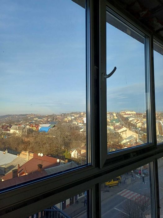 Продаж 3-Новобудови  в Центрі Міста