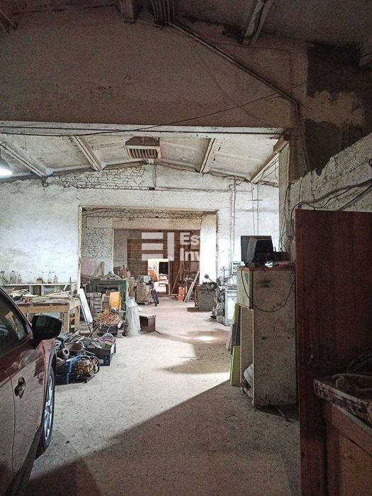 Продам приміщення у с. Новоселиця, Хмельницька обл.