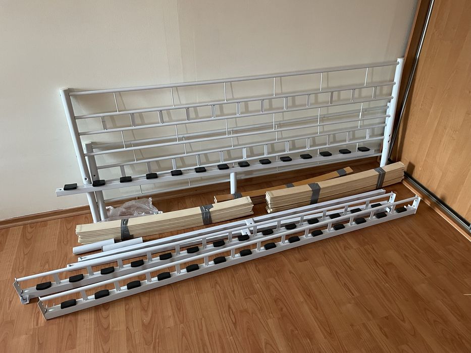 Łóżko Metalowe Ze Stelażem 180 cm x 200 cm