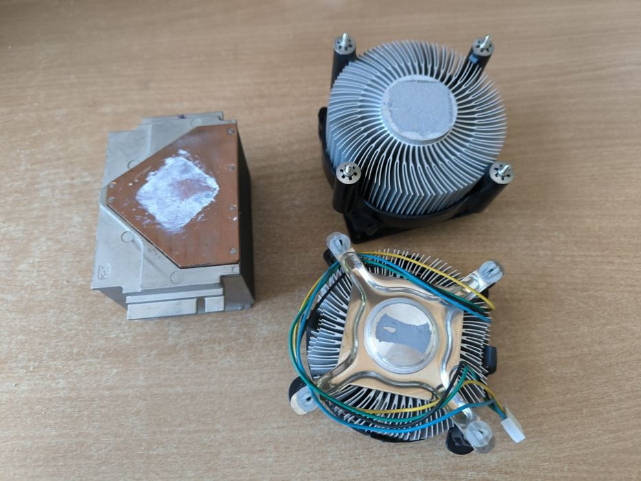 Radiatory z wentylatorem 3 sztuki