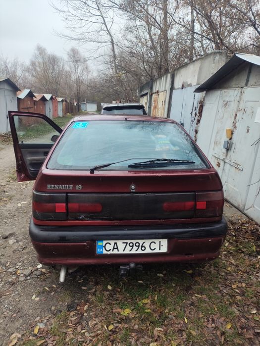 Рено 19 по ціні жигуля! Без торгу!!!