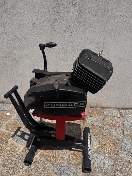 Motor zundapp 3