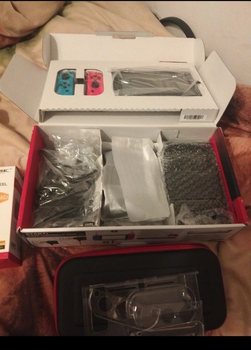 Konsola Nintendo switch oled-gwarancja i akcesoria