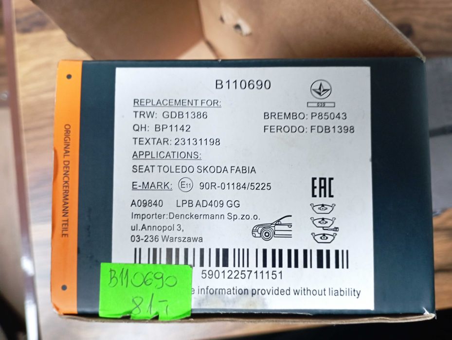 Denckermann B110690 Zestaw klocków hamulcowych