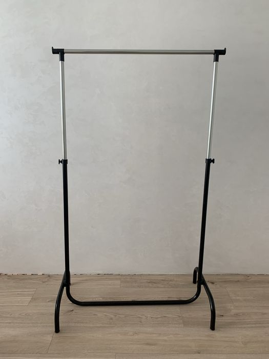 Вішалка для одягу (пересувна)